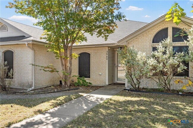 Building Photo - 3900 Frigate Dr