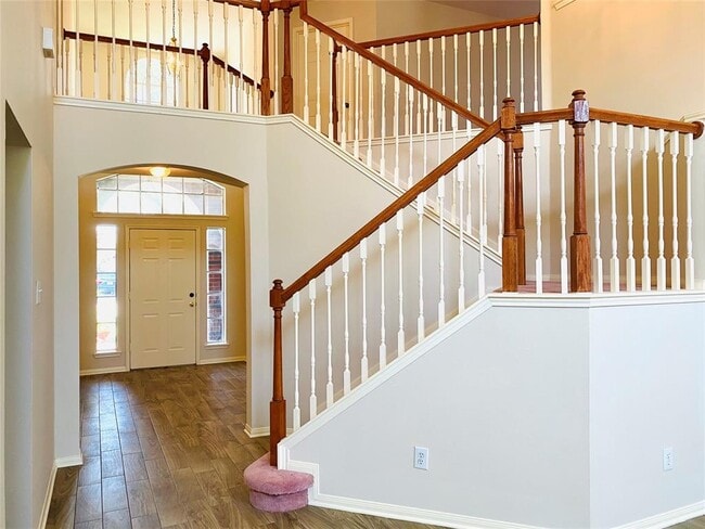 Building Photo - 12210 Grove Point