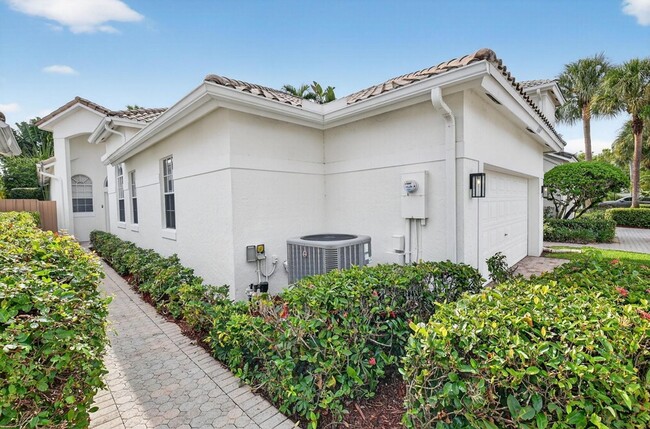 Building Photo - 6668 NW 25th Terrace