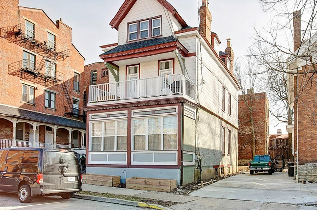 Building Photo - 1405 Myrtle Ave