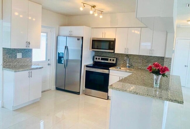 Foto del edificio - 1810 SW 22nd Ave