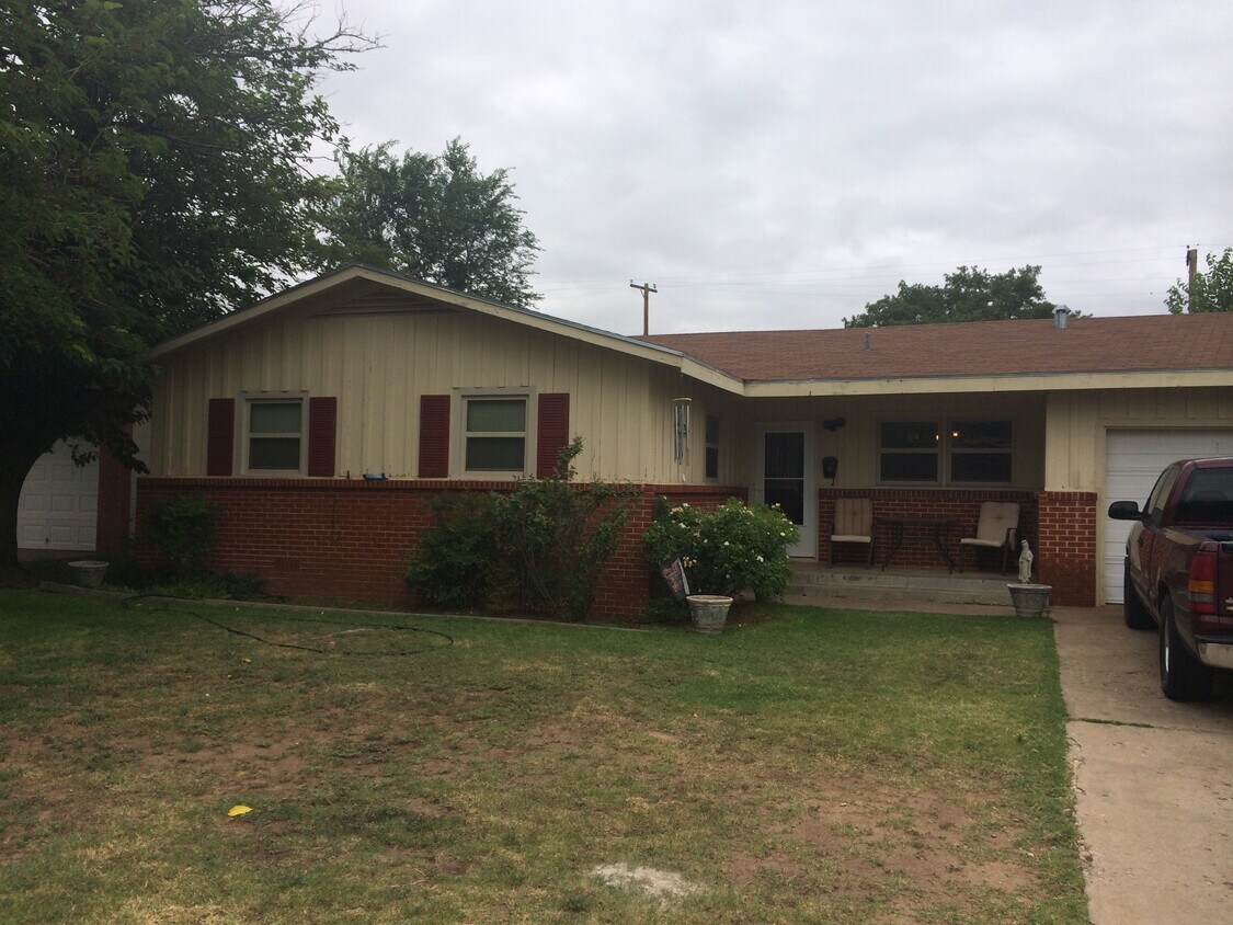 Foto principal - 3811 26th St