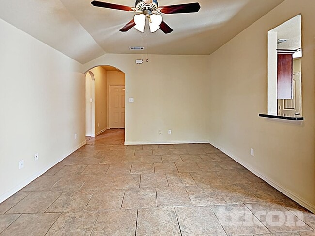 Foto del edificio - 12216 Hunters Crossing Ln