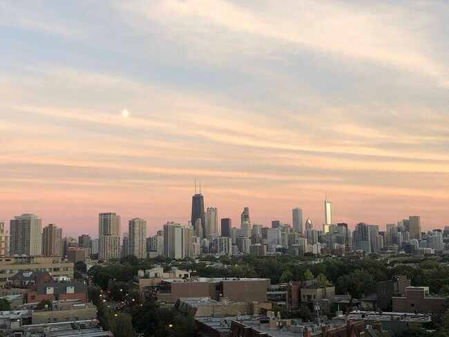 Vista desde la azotea - 2335 N Lincoln Ave