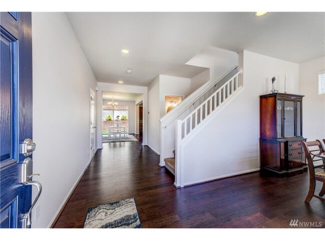 Front door view - 4756 S 323rd St