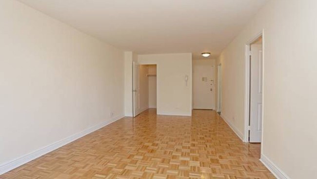 Foto del edificio - 94 Queensberry St