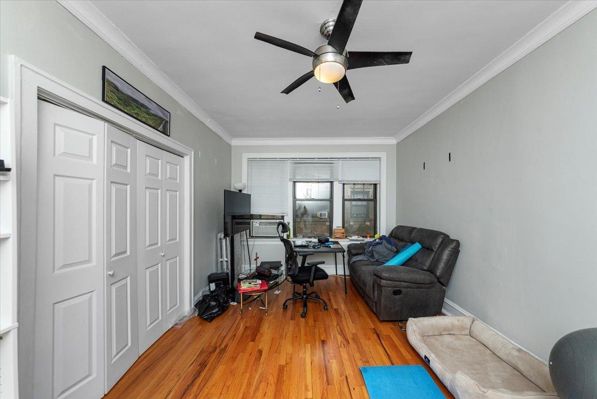 Foto principal - 1 bedroom in Chicago IL 60618