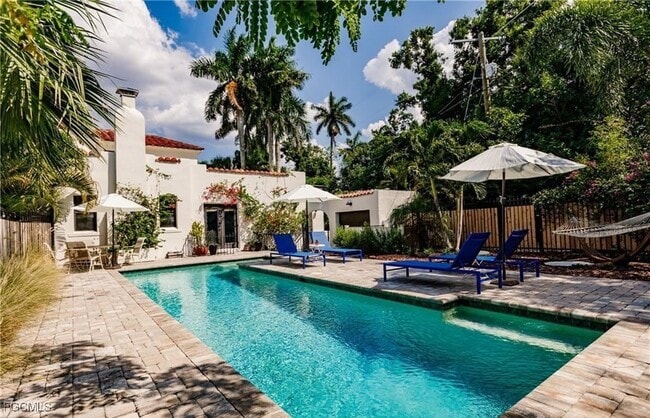 Building Photo - 2408 Euclid Ave