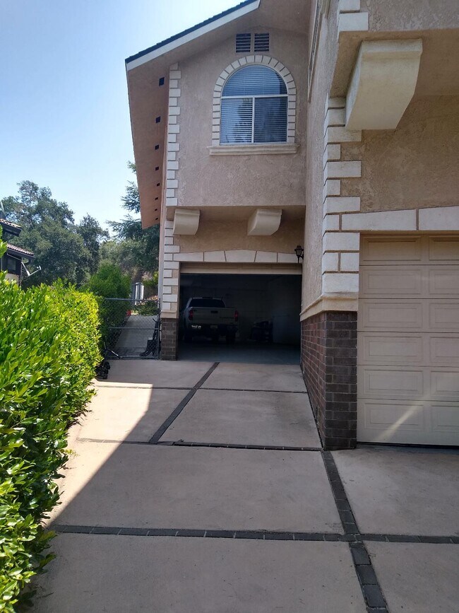 4930 Lewis Rd, Agoura Hills, CA 91301 House for Rent in Agoura Hills