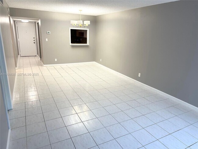 Foto del edificio - 220 SW 9th Ave