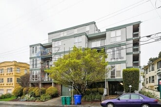 Building Photo - 365 Perkins St