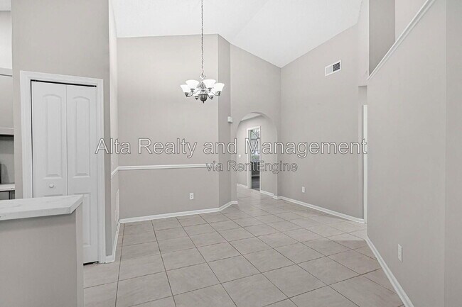 Foto del edificio - 9569 Sugar Hollow Ln
