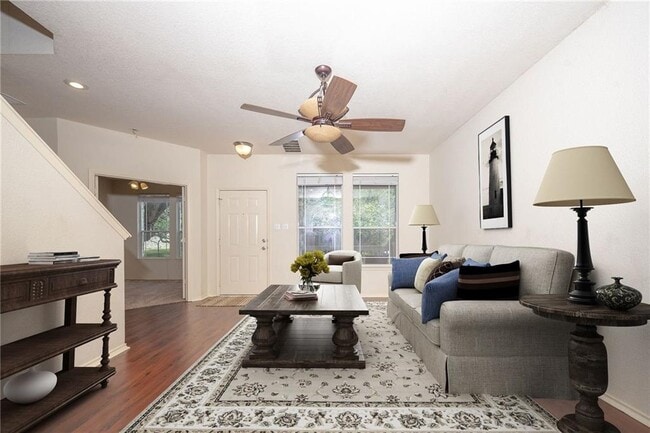 Building Photo - 1707 Big Bend Dr