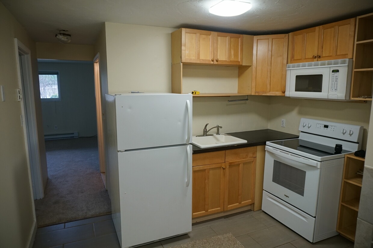 Kitchen - 7 Tideview Path