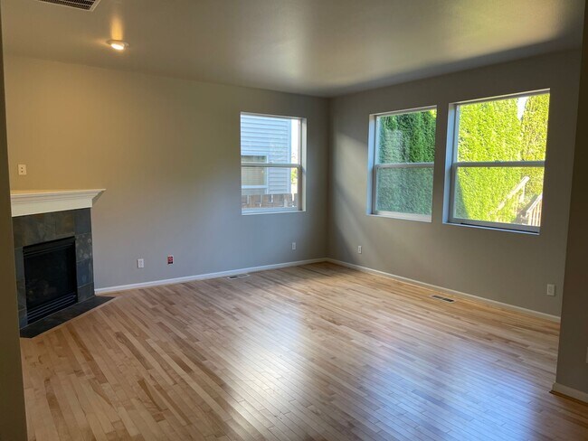 Foto del edificio - 4bd 2.5 bath in Crosswater Neighborhood
