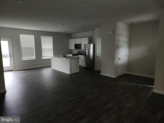 Building Photo - 33 Citrus Dr
