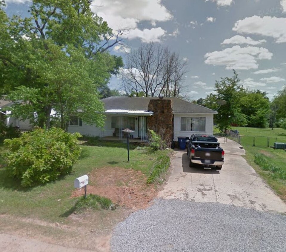 1702 Independence St, Fort Smith, AR 72901 - House Rental in Fort Smith ...