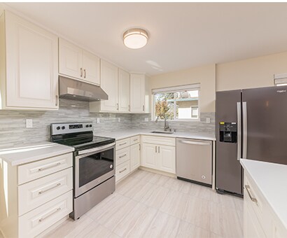 Inductive oven, 760 CFM fan, Stainless steel - 1636 Queen Charlotte Dr