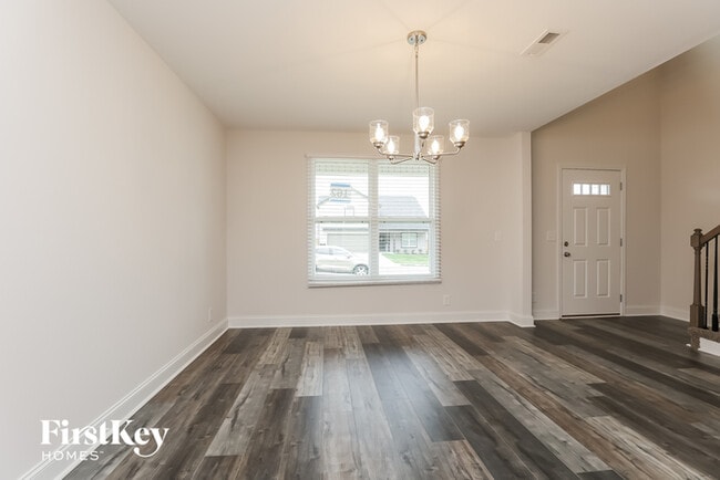 Building Photo - 2909 Teakwood Dr