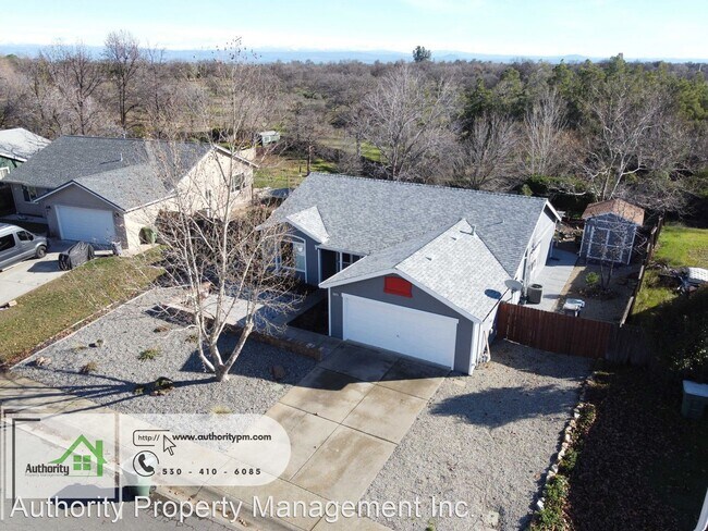 Building Photo - 3 br, 2 bath House - 2133 Hemingway St