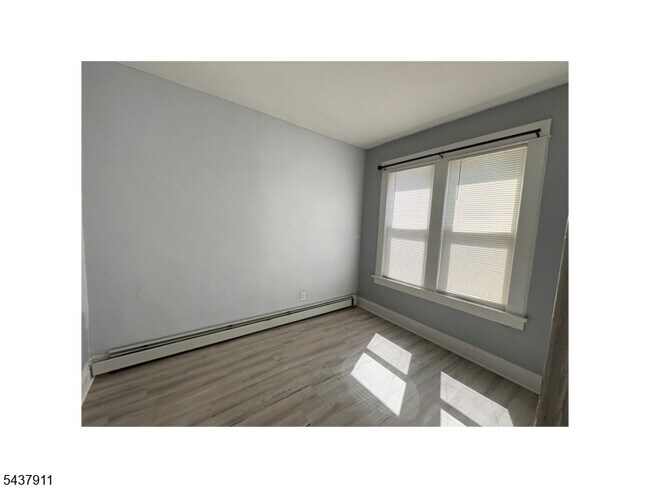 Building Photo - 93 Highland St