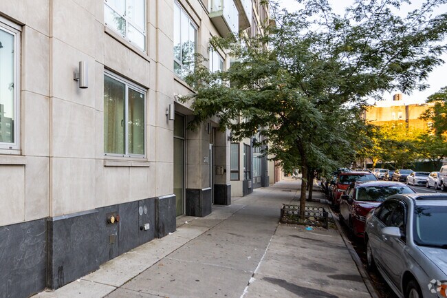 Building Photo - 344-346 E 110th St