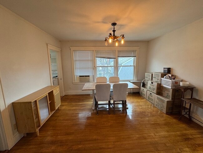 Building Photo - 41 Hawthorn St