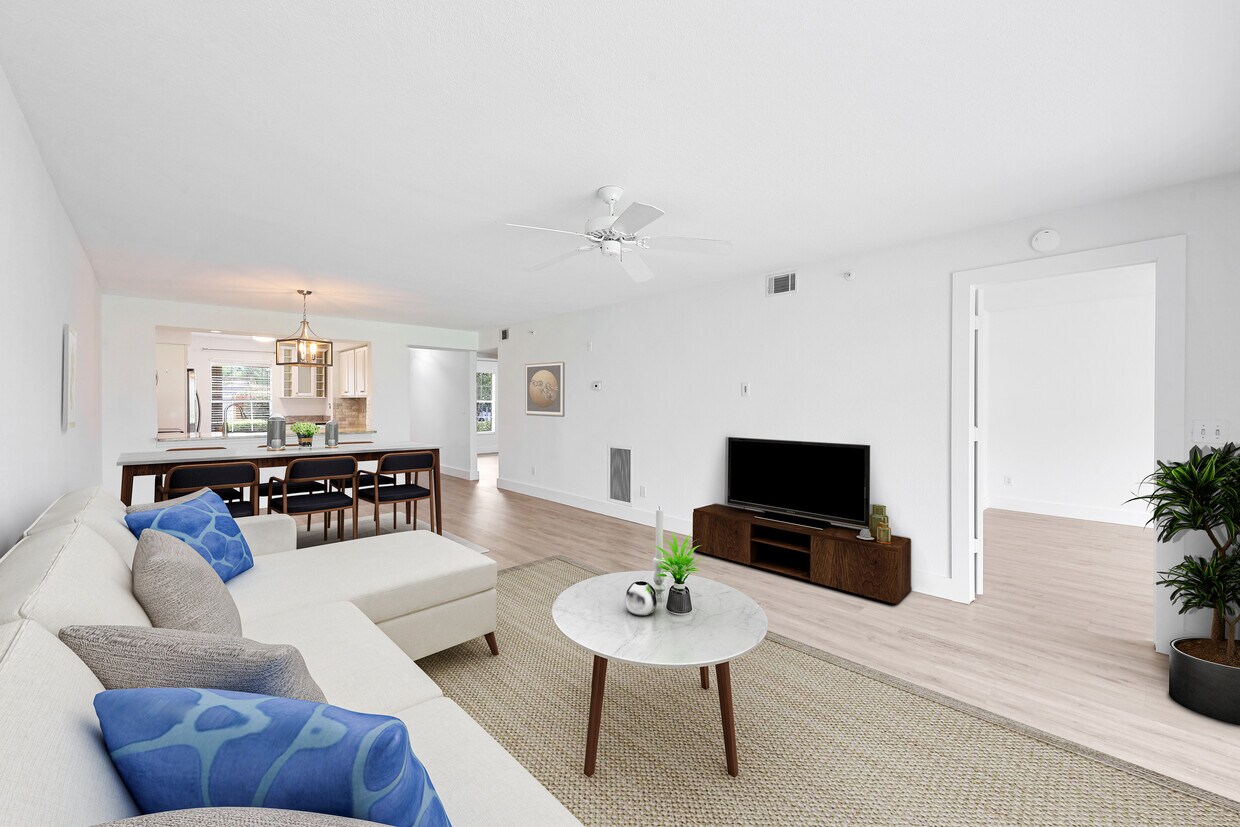 Foto principal - 9650 Victoria Ln