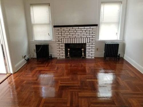 Primary Photo - 10949 215th St