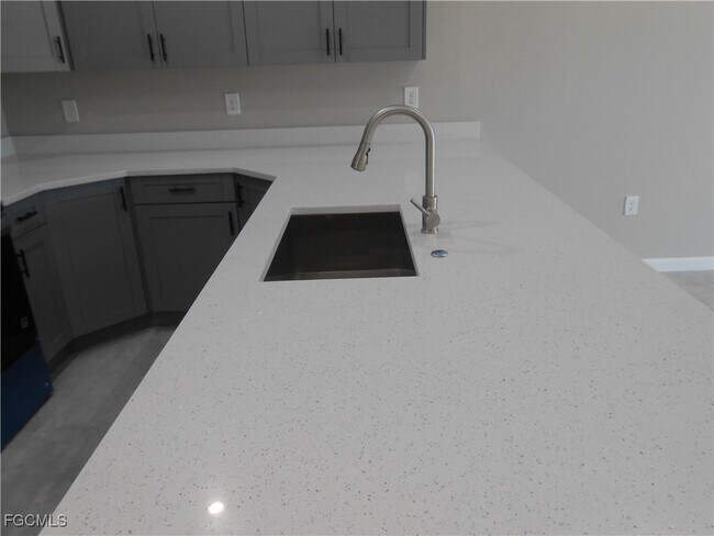 Foto del edificio - 937 Graystone Ave