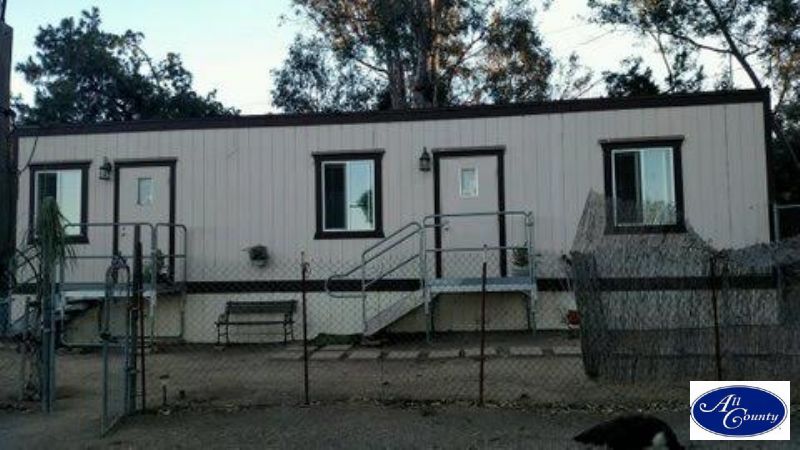 Primary Photo - 42830 Kalmia St