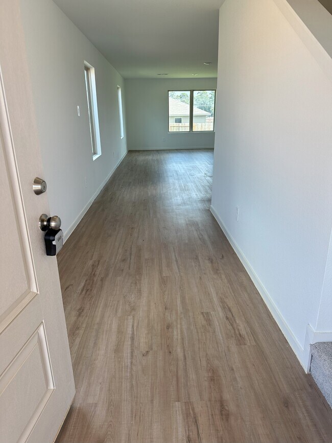 Foto del edificio - 2703 Pheasant Hl Ct