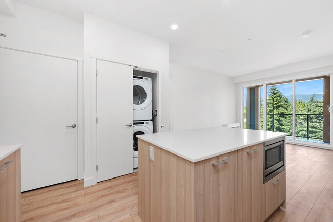 Building Photo - 741 Anskar Crt