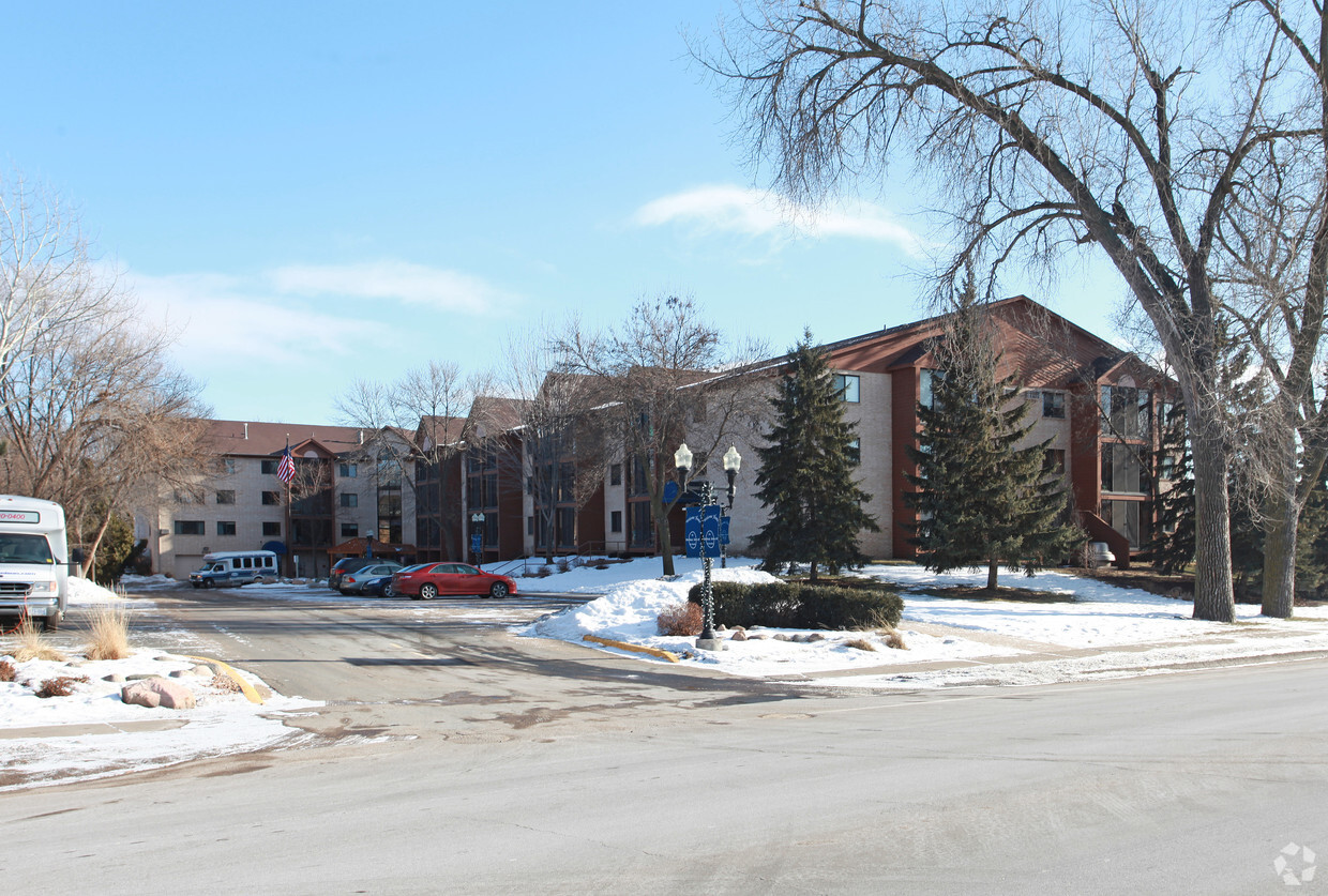 Foto principal - The Anthony James on Broadway Apartments