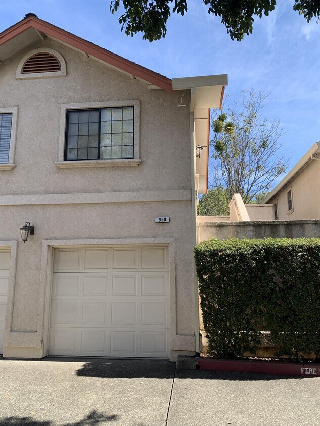 950 Edwards Ave, Santa Rosa, CA 95401 House Rental in Santa Rosa, CA
