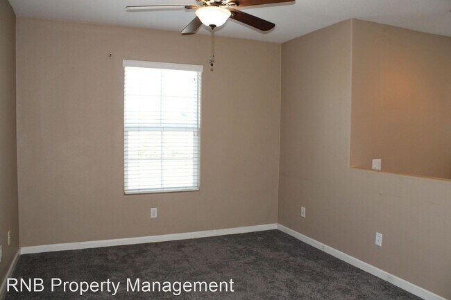 Building Photo - 2 br, 2.5 bath House - 8821 Cortina Circle