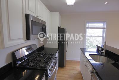 Building Photo - 3 bedroom in Cambridge MA 02138
