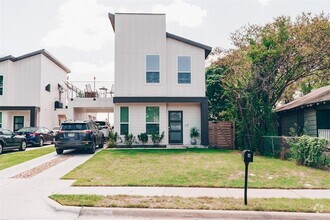 Building Photo - 6305 Felix Ave