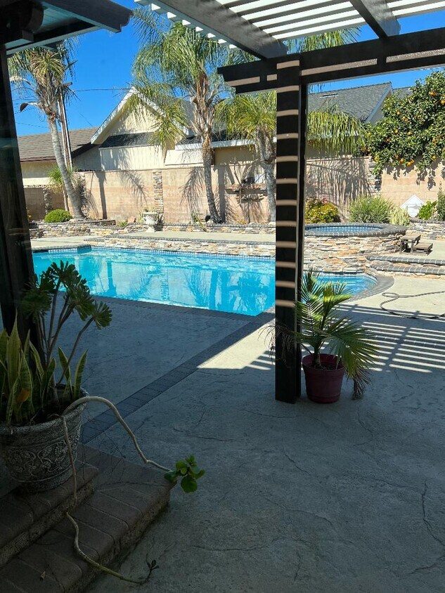 Foto principal - 6182 Garfield St