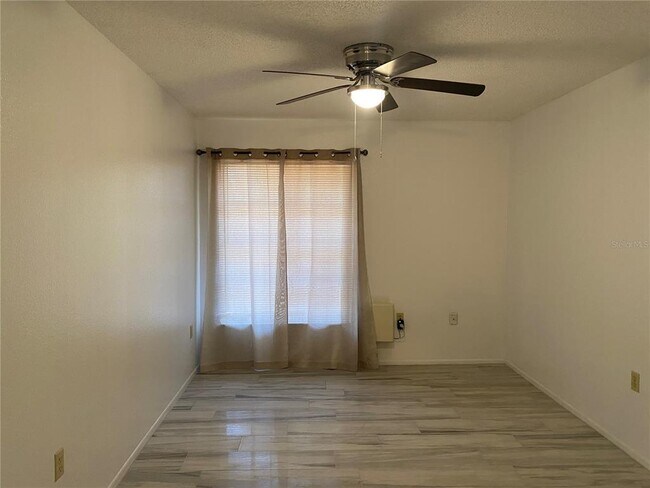 Foto del edificio - 4377 Tahitian Gardens Cir