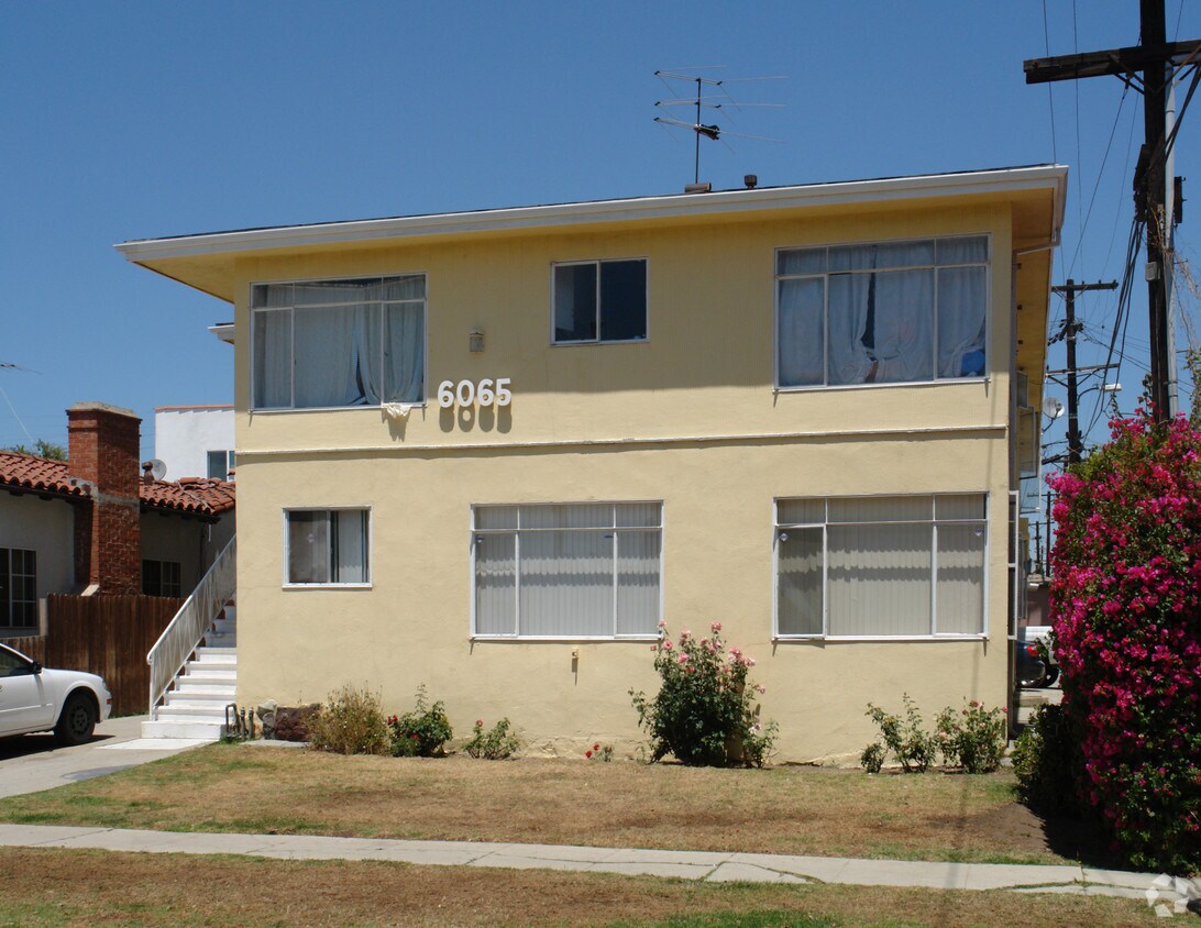 Foto del edificio - 6065 Pickford Pl