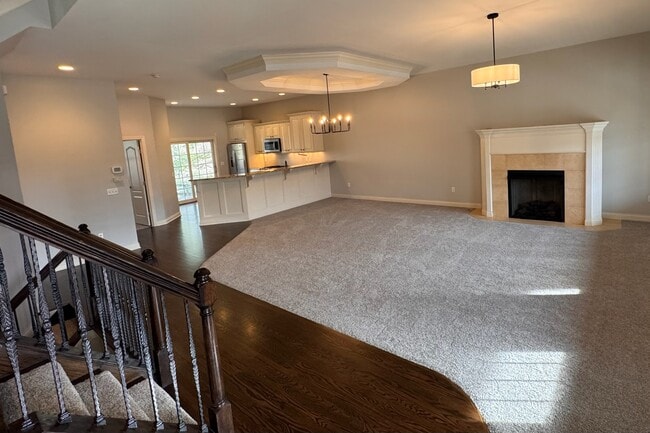 Foto del edificio - 512 S Grand Ave