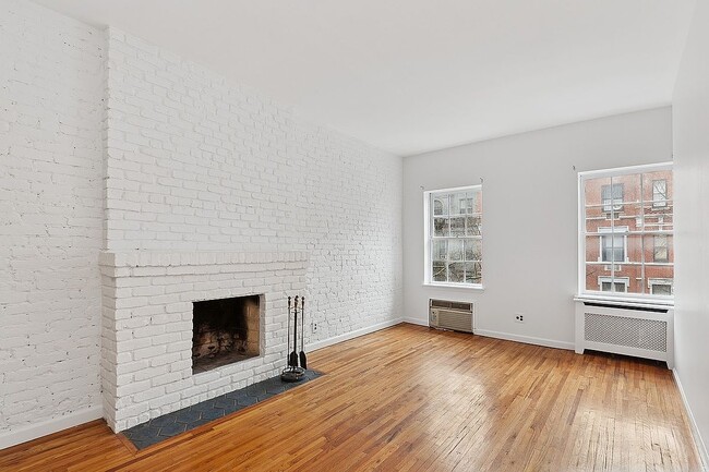 Foto del edificio - 39 W 83rd St