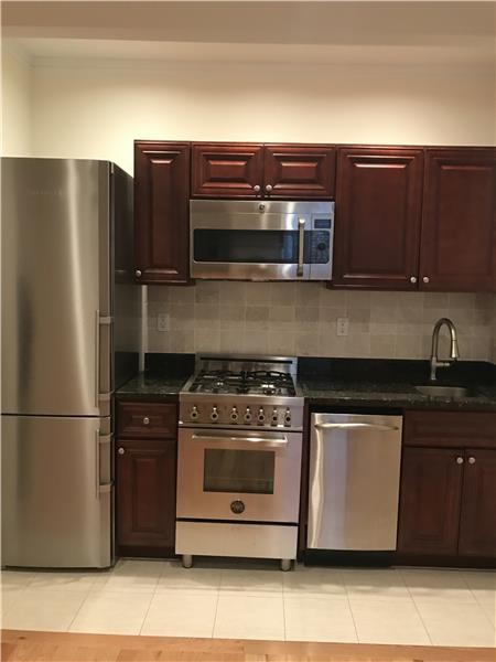 Foto principal - 49 8th Ave