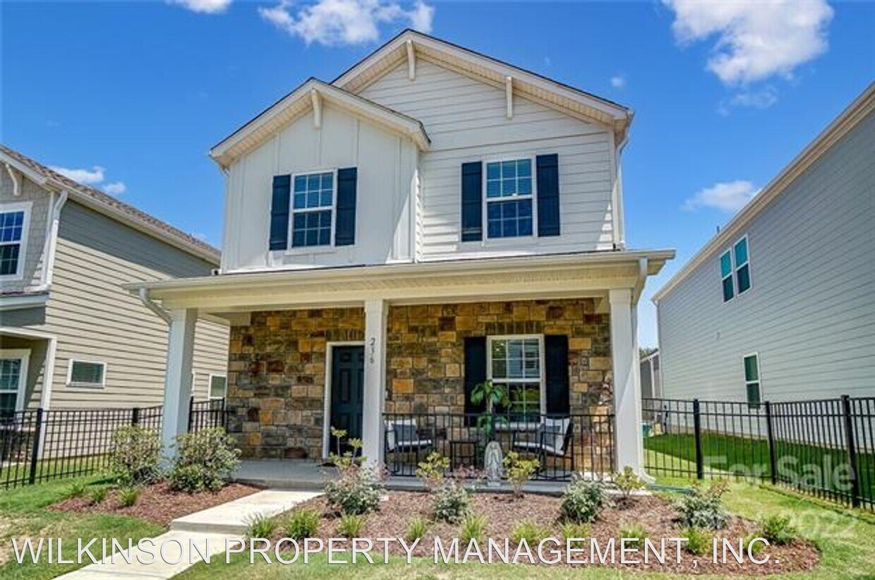 Foto principal - 3 br, 2.5 bath House - 236 Emmett Dr