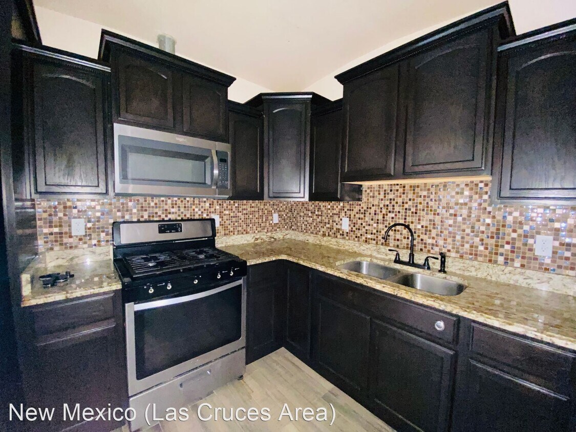 Primary Photo - 2 br, 1 bath House - 119 Encino Dr.
