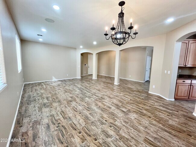 Foto del edificio - 17269 W Morning Glory St