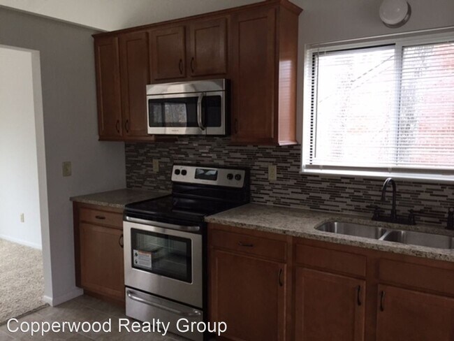 Foto del edificio - 3 br, 2.5 bath House - 773 Kingston Dr