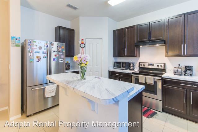 Foto del edificio - 4705 Ruby Red Ln