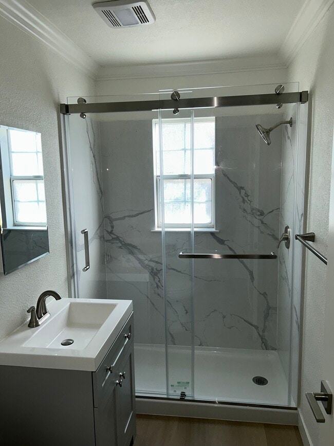 remodeled bathroom - 596 N 2nd St